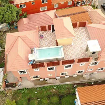 Royal Vybez Vacation Homes Spanish Town Eksteriør billede