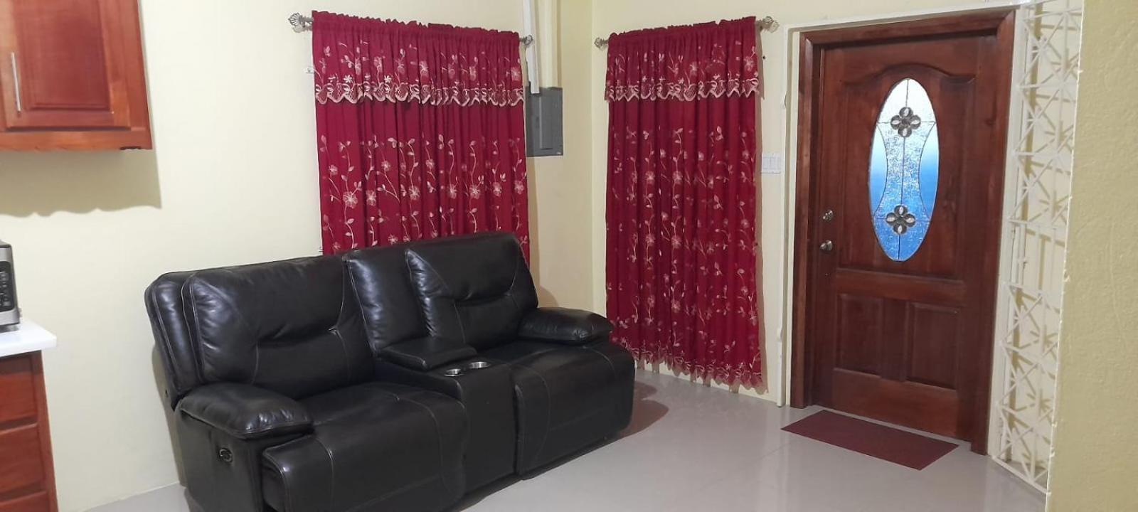 Royal Vybez Vacation Homes Spanish Town Eksteriør billede